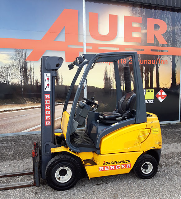 LKW Auer - Stapler